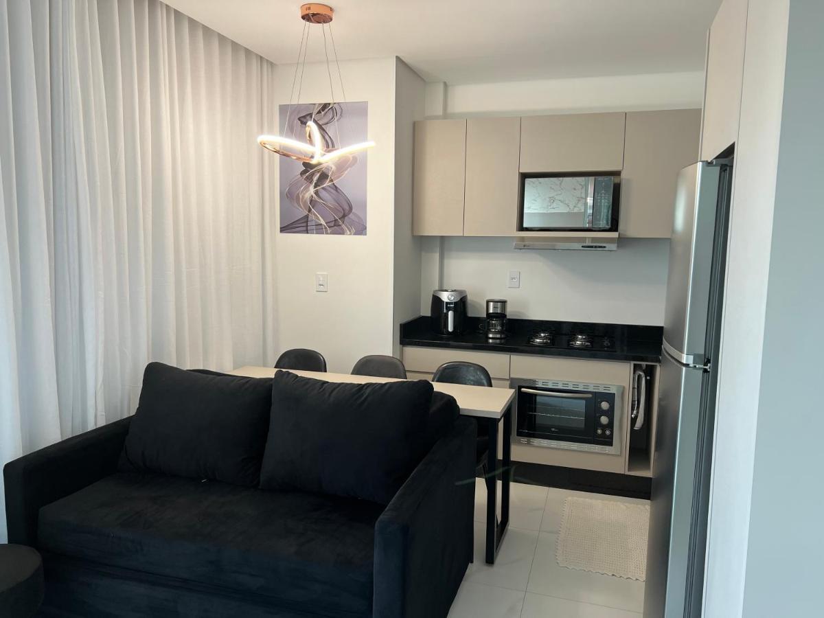 Ap Com Piscina No Rooftop, Academia, Wi-fi, Cozinha Completa, Ar Condicionado E Garagem Privativa A 900m Da Germanica * Blumenau
